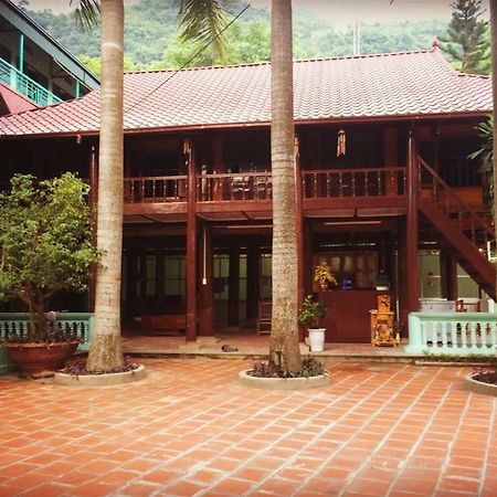 Mai Chau Mountains Hostel ภายนอก รูปภาพ