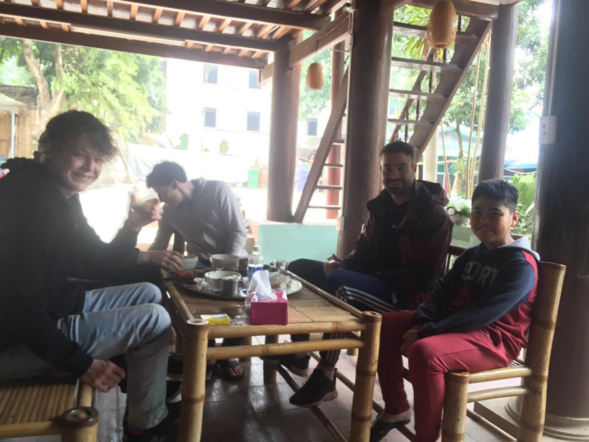 Mai Chau Mountains Hostel ภายนอก รูปภาพ